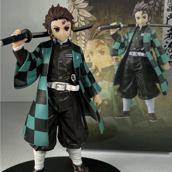 Anime Tangiro & Deku figurines - Picture 1 of 2